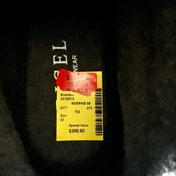 Digel Boots from Harry Rosen - Picture 2 of 2